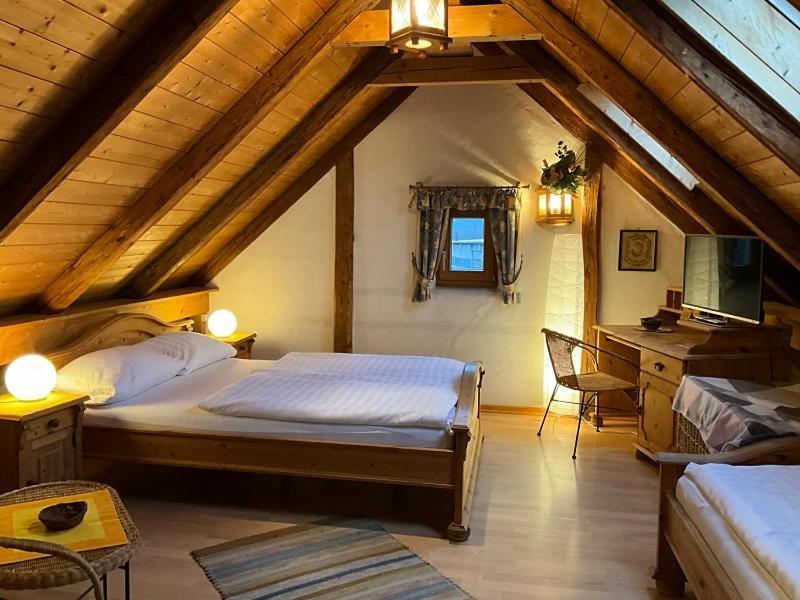 Landhotel Schwaerzhof クルムバッハ エクステリア 写真